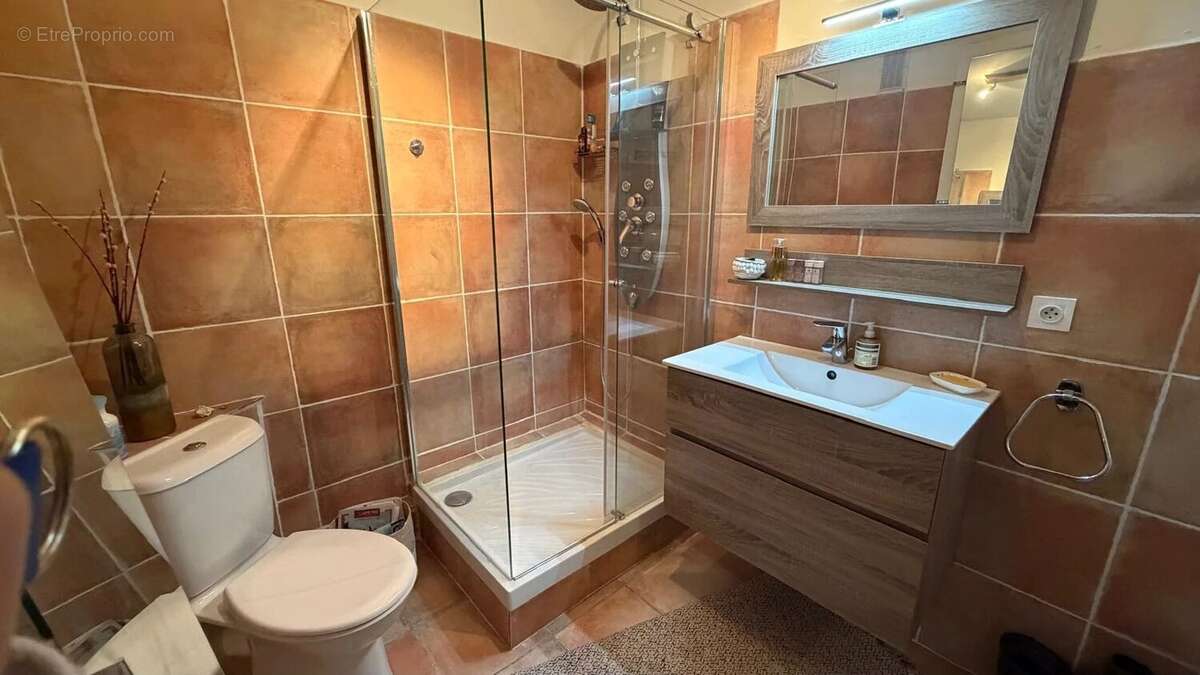 Appartement à VALLAURIS