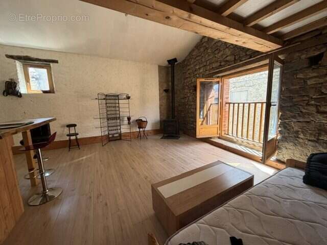 séjour  - Maison à QUILLAN
