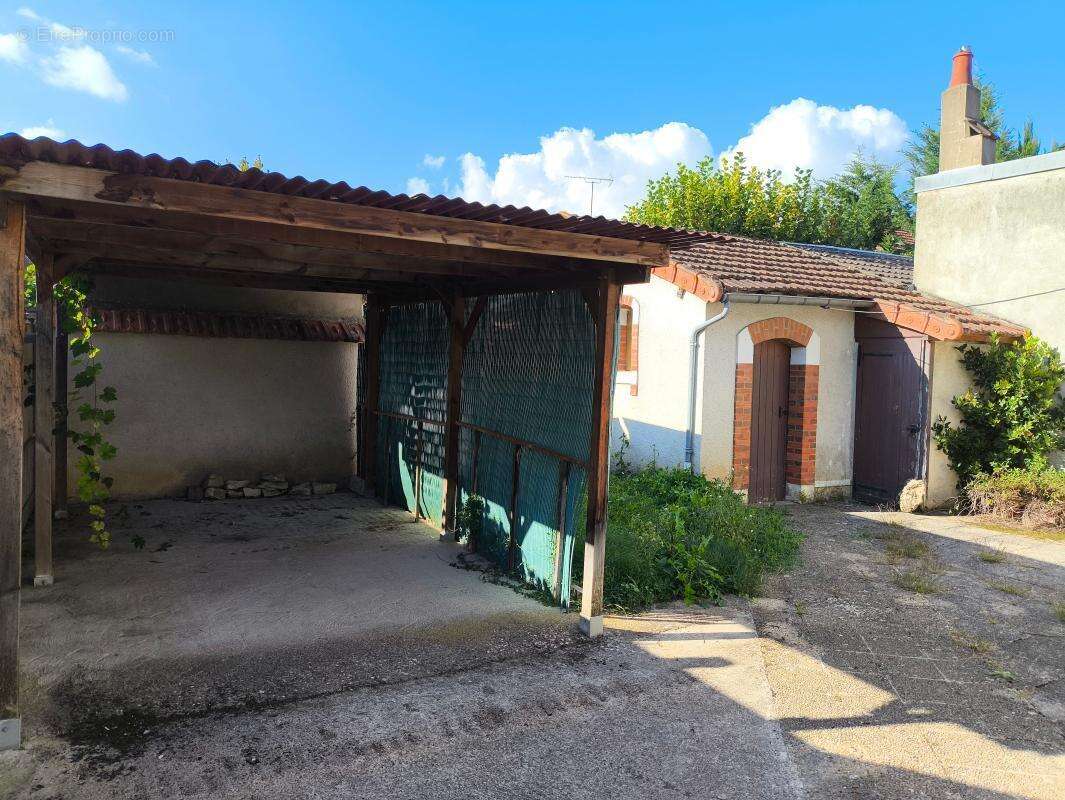 Maison à COSNE-COURS-SUR-LOIRE