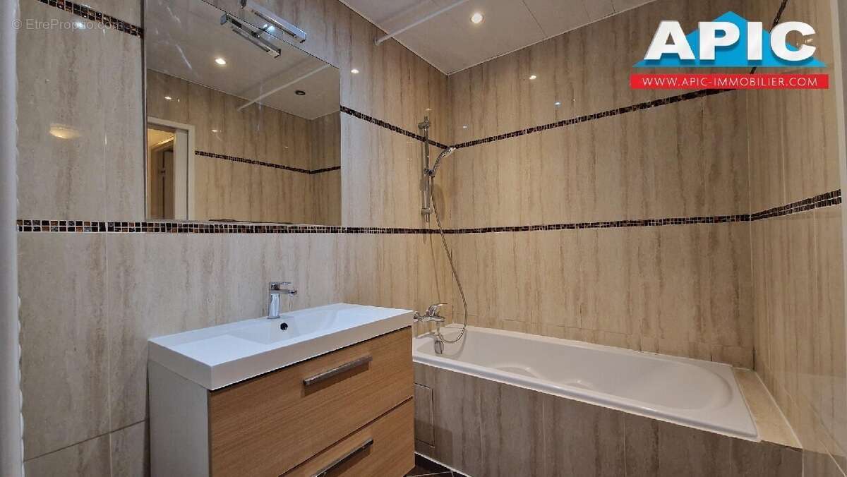 Appartement à GROSLAY