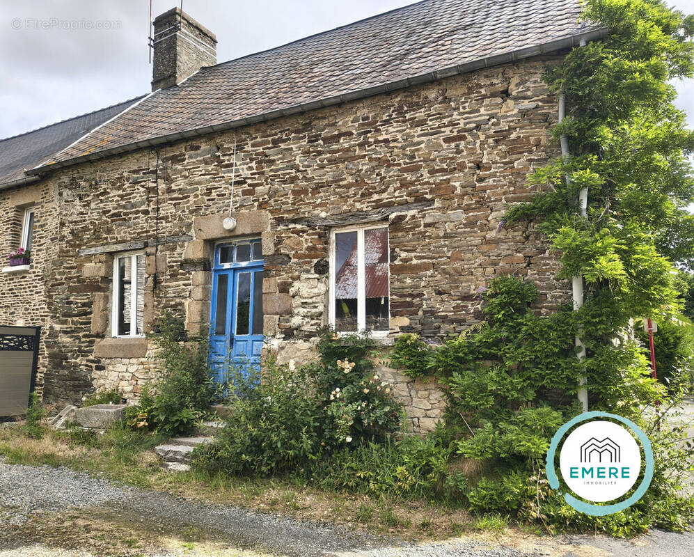 Maison à AUCEY-LA-PLAINE
