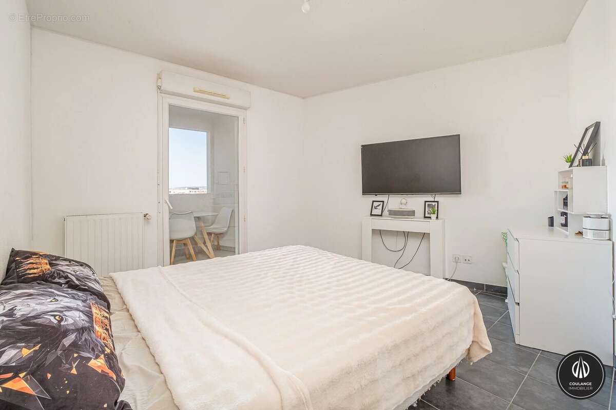 Appartement à MARSEILLE-3E