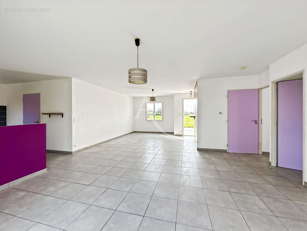 Maison à LE PERRIER