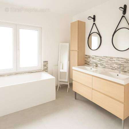 1 n°5 - Maison à VERTON