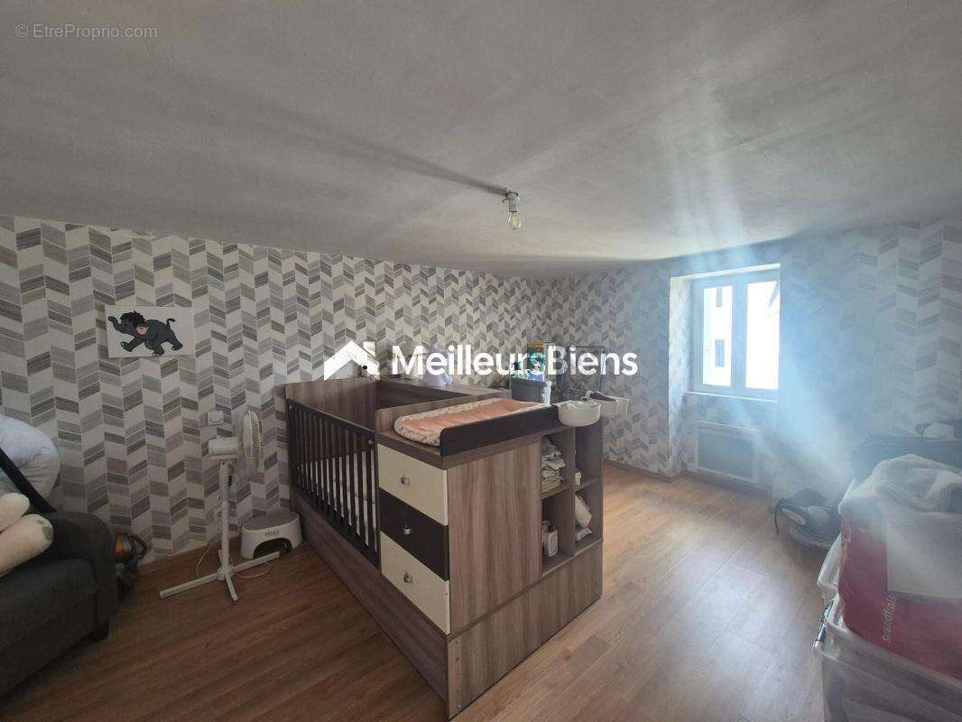 Maison de 80m² centre bourg Taule - photo 12