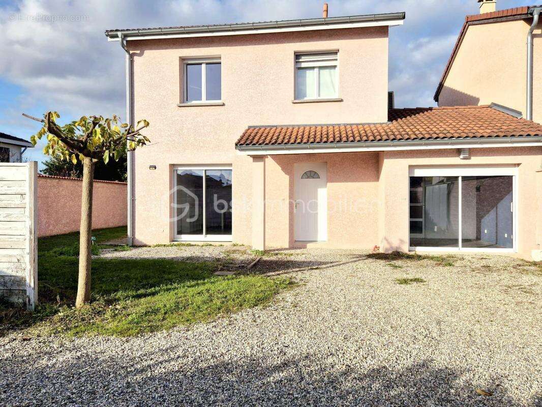 Maison à NIEVROZ
