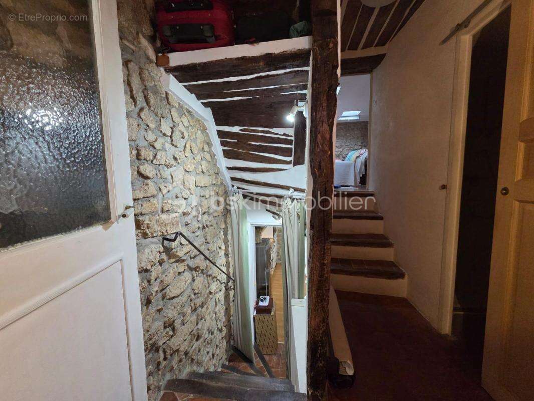 Maison à CERESTE