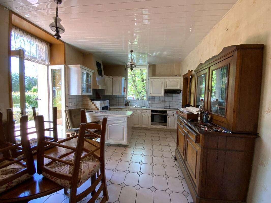 Maison à GENOUILLAC