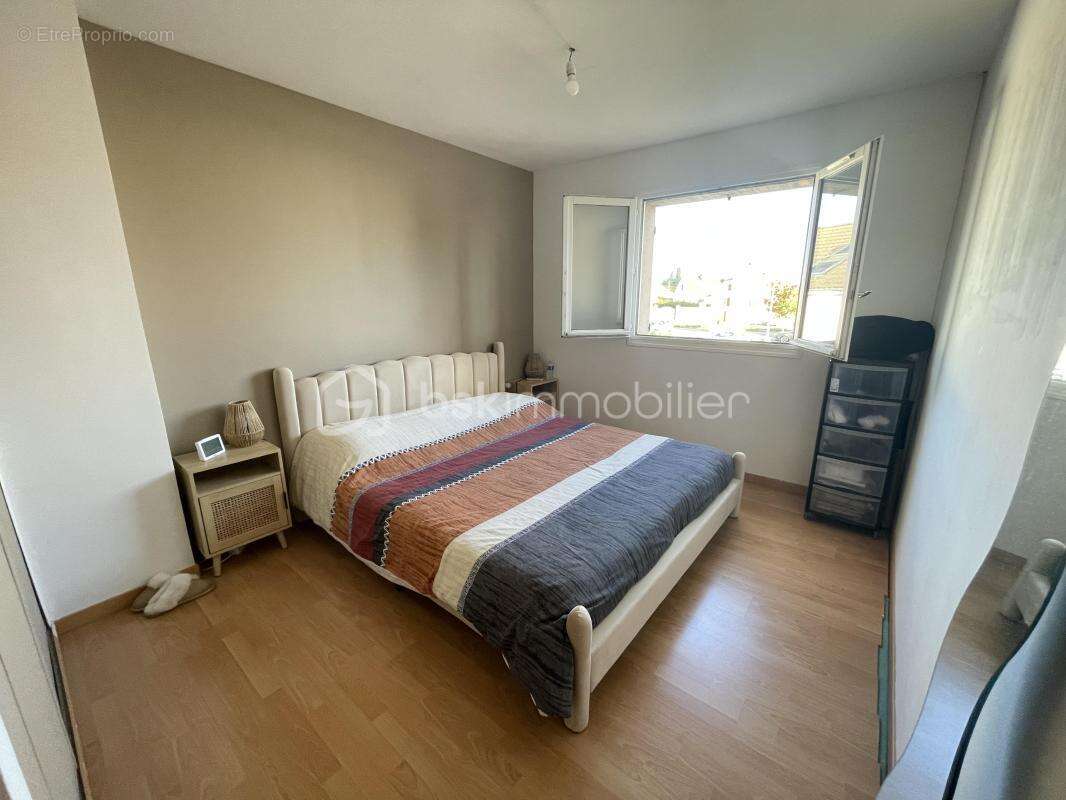 Maison à VARENNES-SUR-SEINE