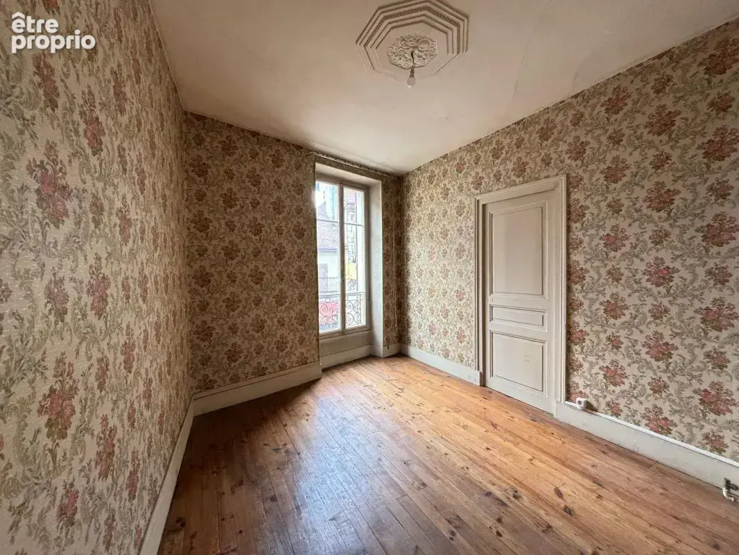 Appartement T9 de 193 m² habitables - SOUS OFFRE - PLUS DISPONIBLE - photo 9
