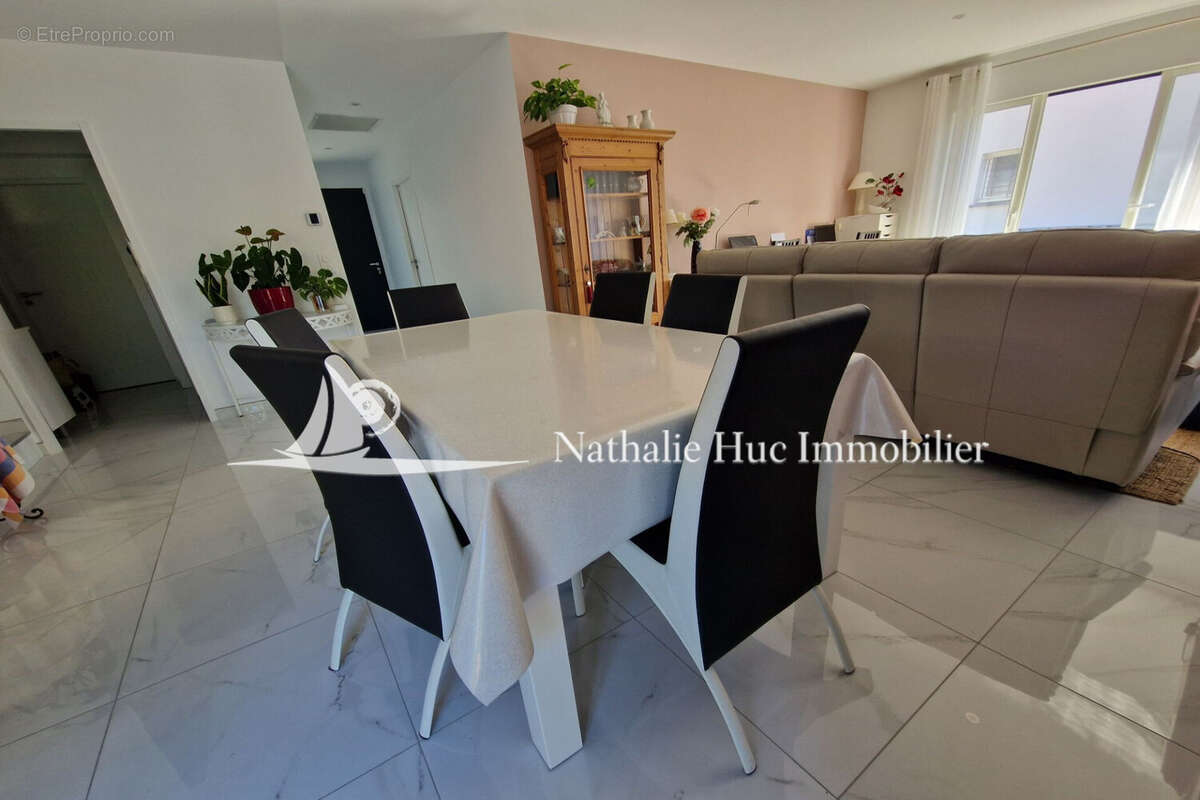 Maison à VILLELONGUE-DE-LA-SALANQUE