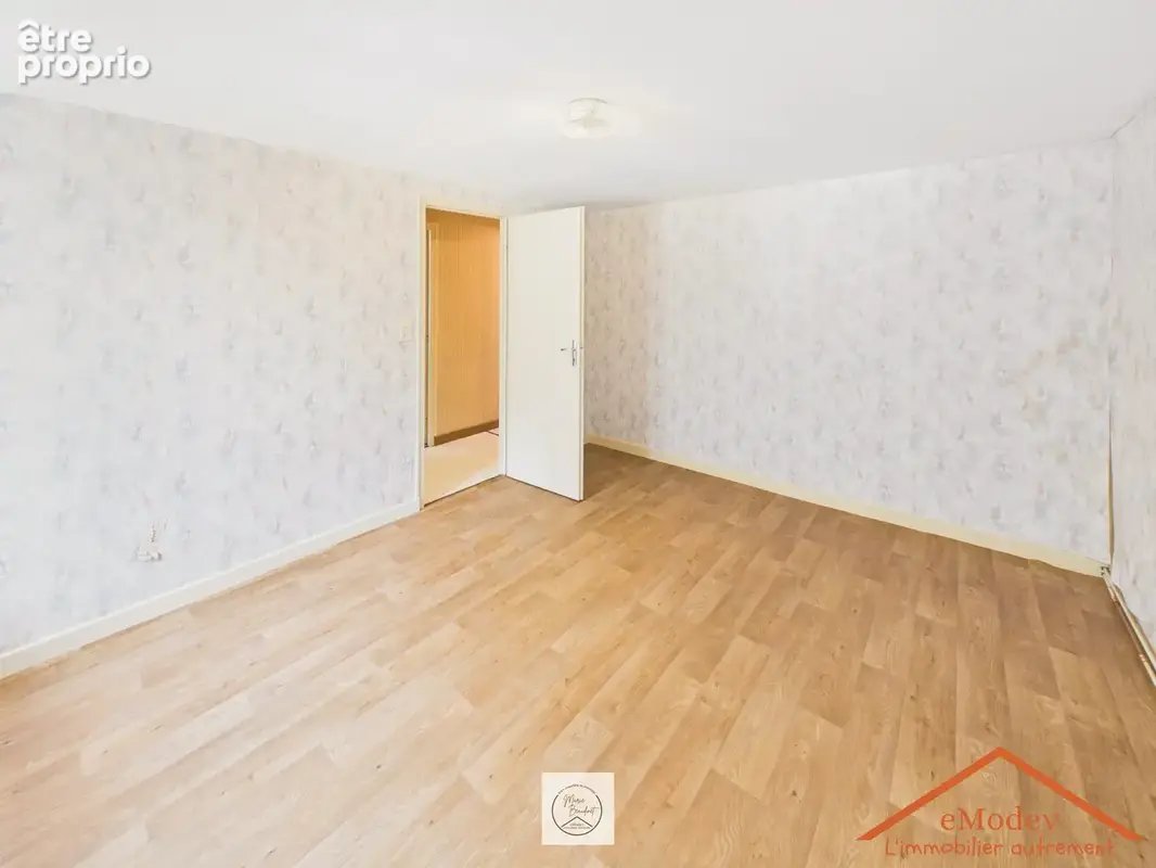 Maison 6 pièces 122 m² à vendre à Le Val-D'ajol (88340) - photo 7