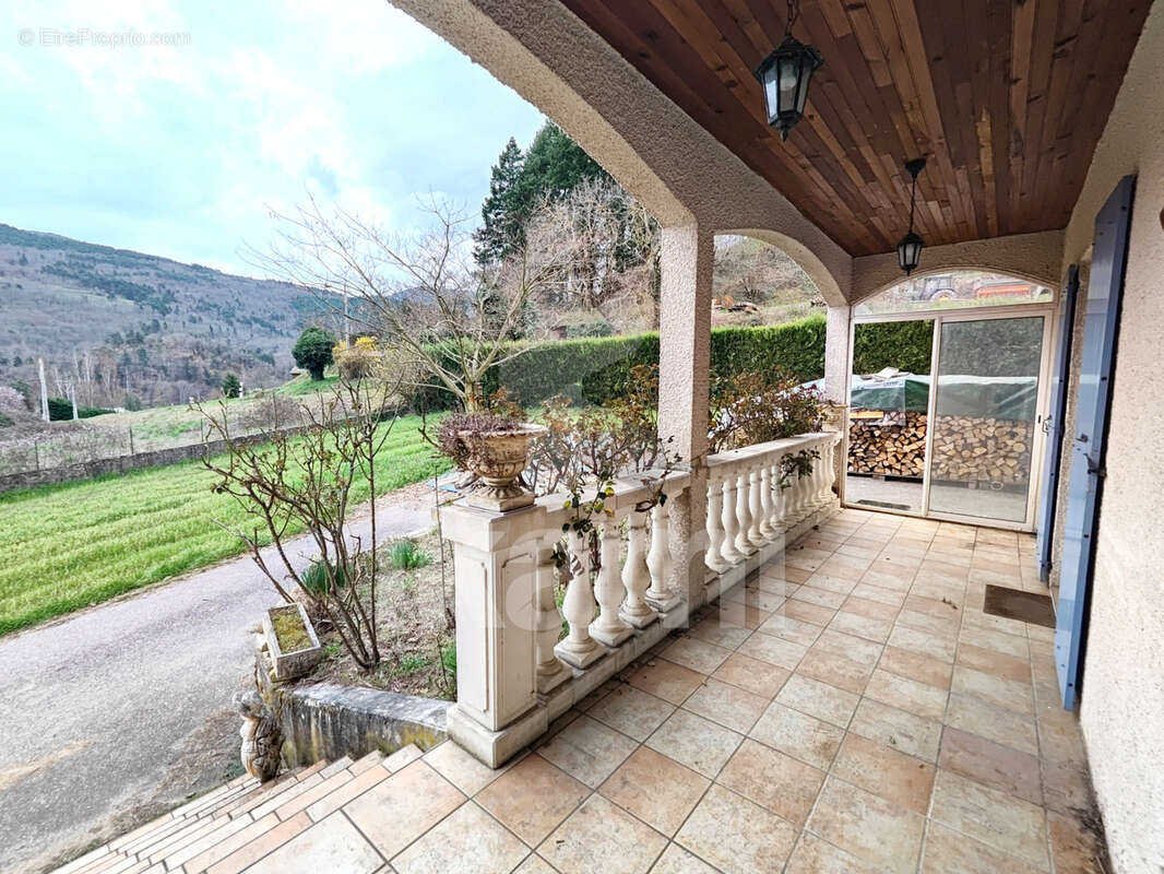 Maison à VILLEVOCANCE