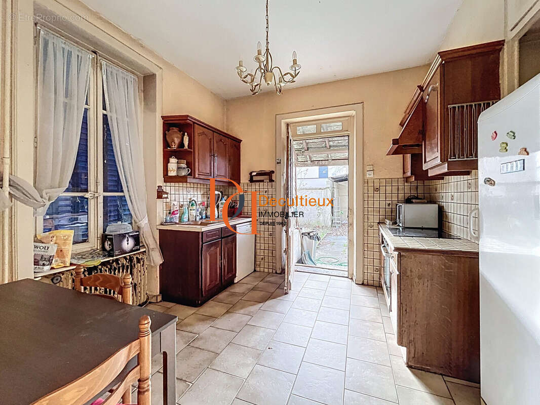 Maison à VILLEURBANNE