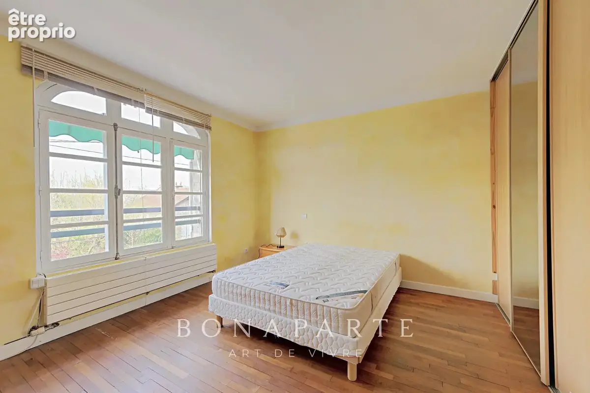 Poissy (78) - maison familiale - 12 pieces - photo 16