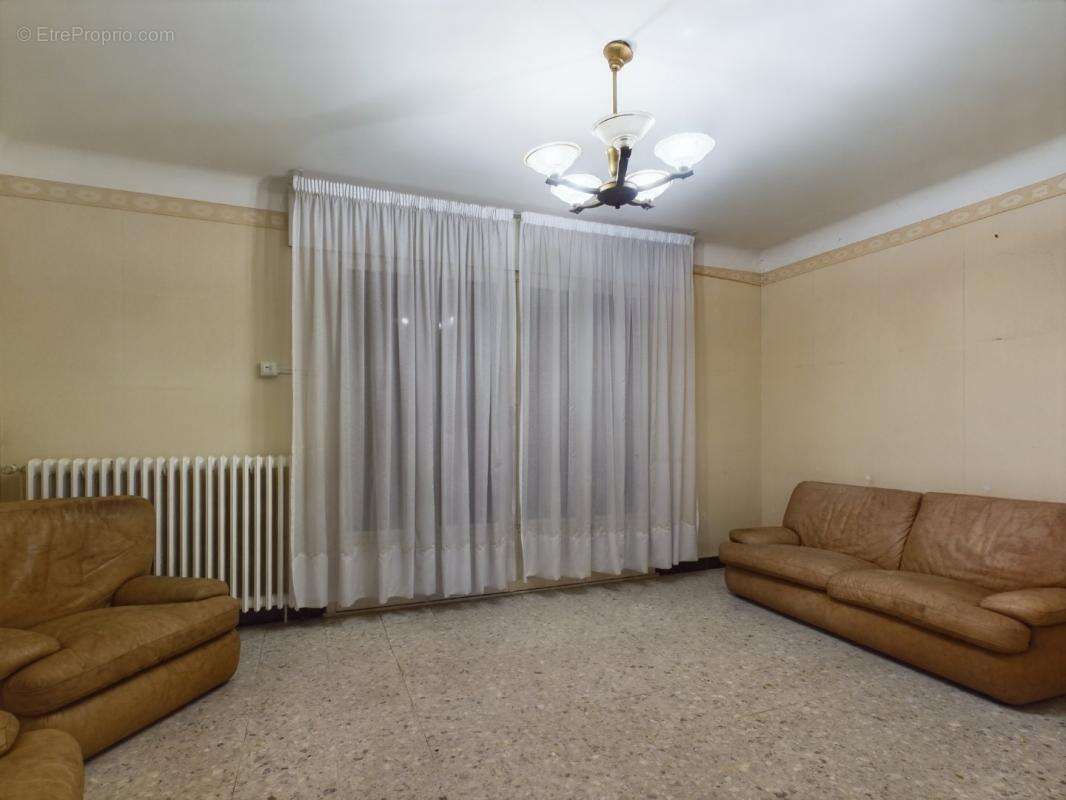 Maison à ROSIERES-EN-SANTERRE