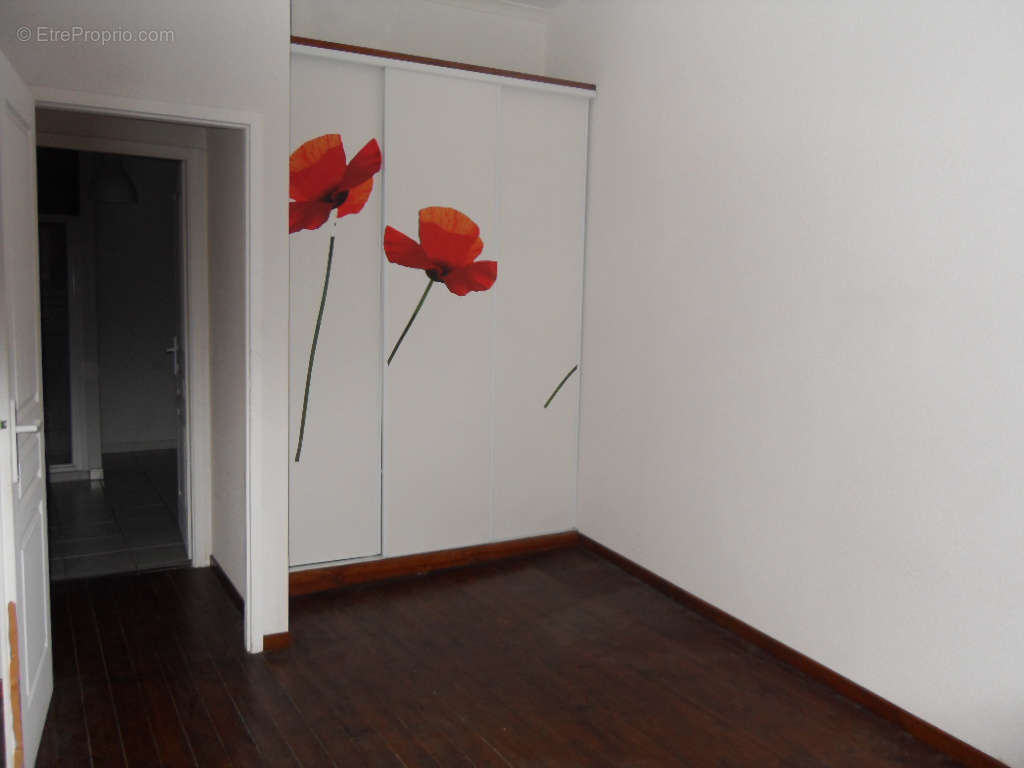 Appartement à SAUVIAN