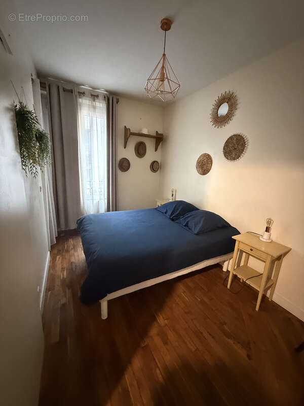 Appartement à PARIS-14E