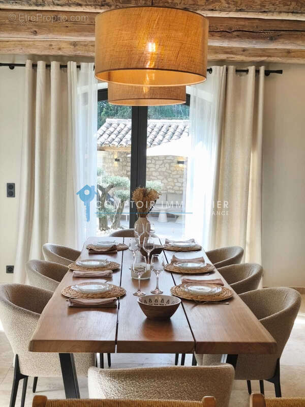 Maison à MAILLANE