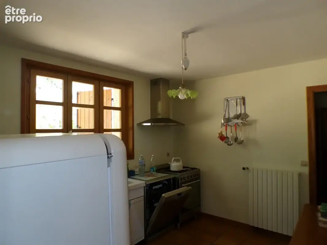 Maison avec grand terrain et vue dominante - photo 8