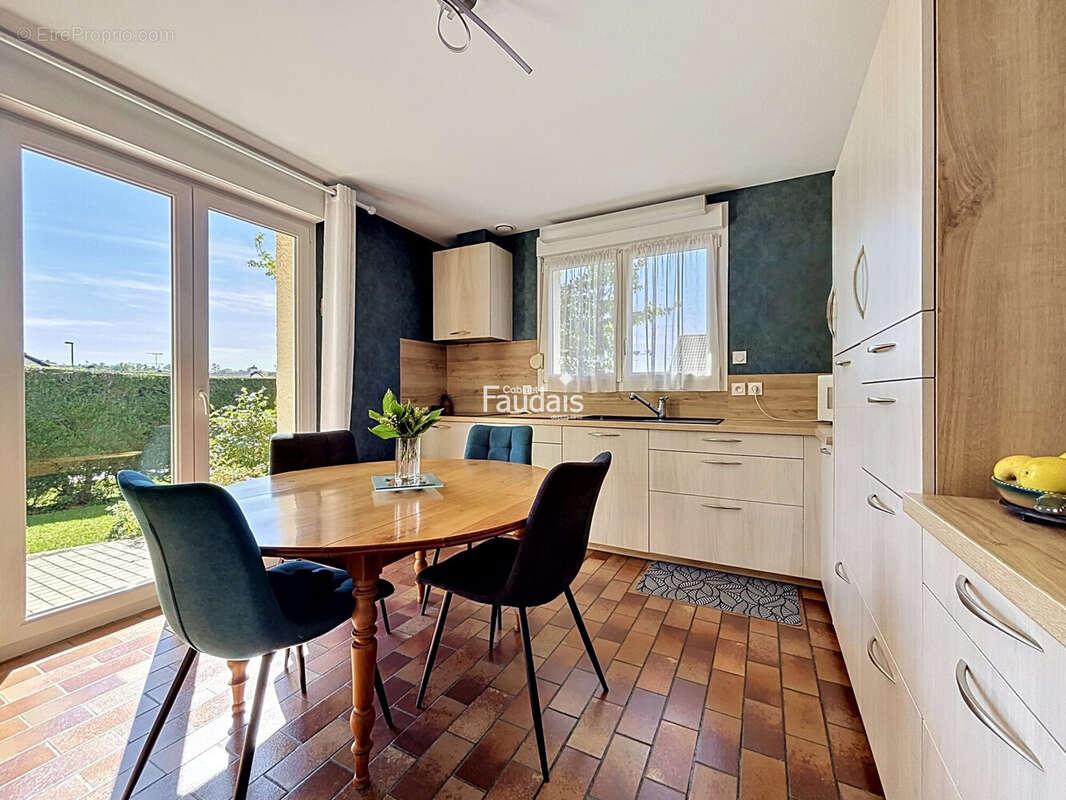 Maison 150 m² à Torigni-Sur-Vire  - photo 1