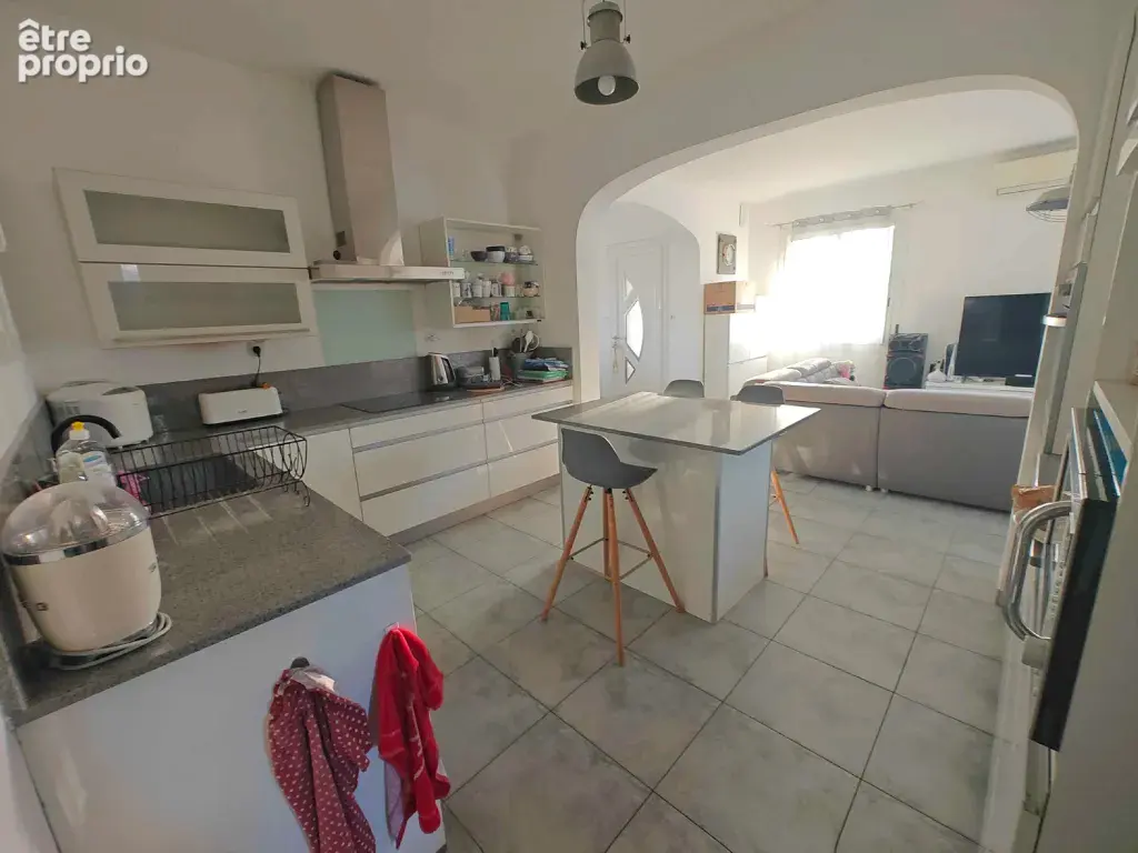 La garde. magnifique villa rénovée 163 m² avec t2 indépendant, piscine et terrain de 800 m² proche pont-de-suve - photo 9