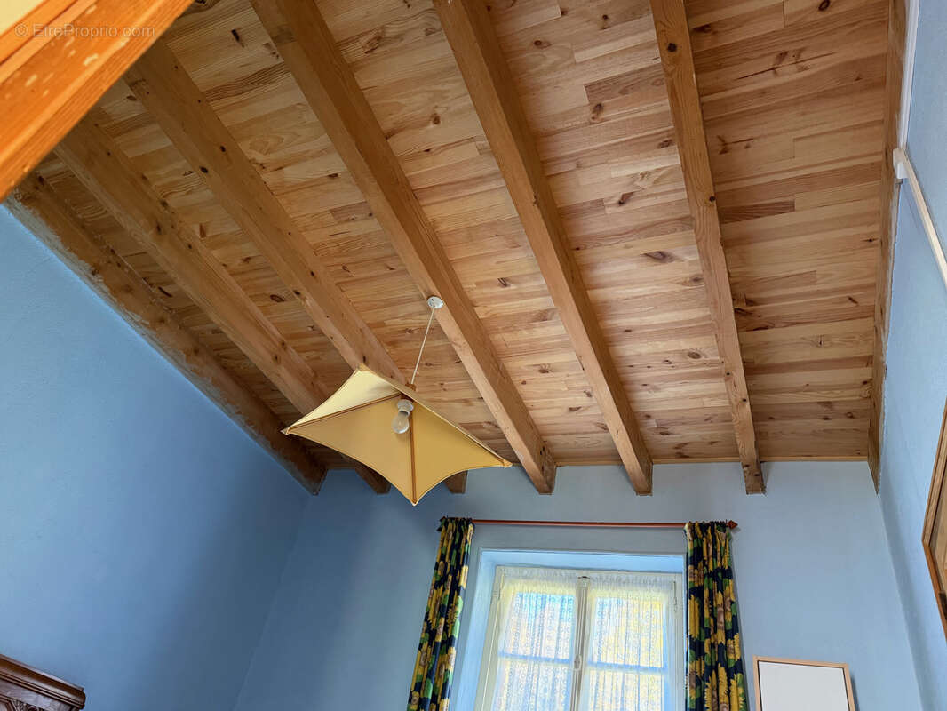 Maison à GOUTTIERES