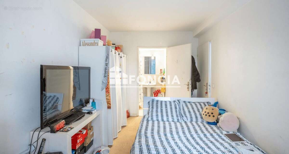 Appartement à L&#039;ILE-SAINT-DENIS