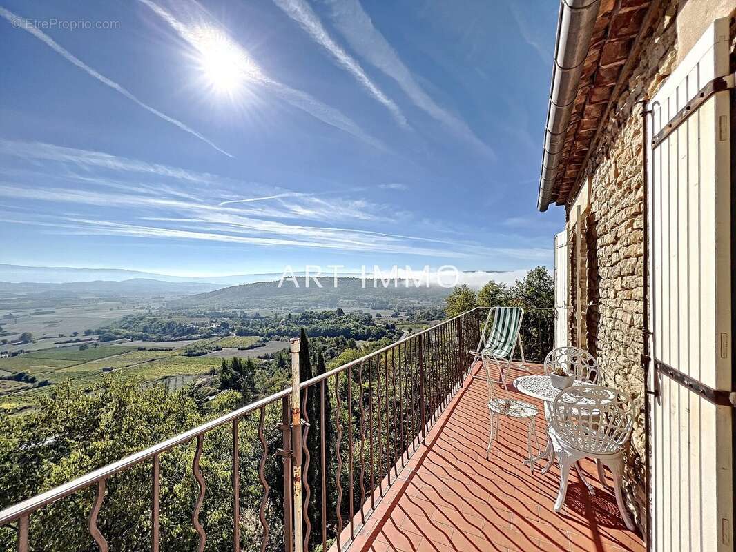 À vendre à gordes maison en pierre avec vue exceptionnelle - photo 2