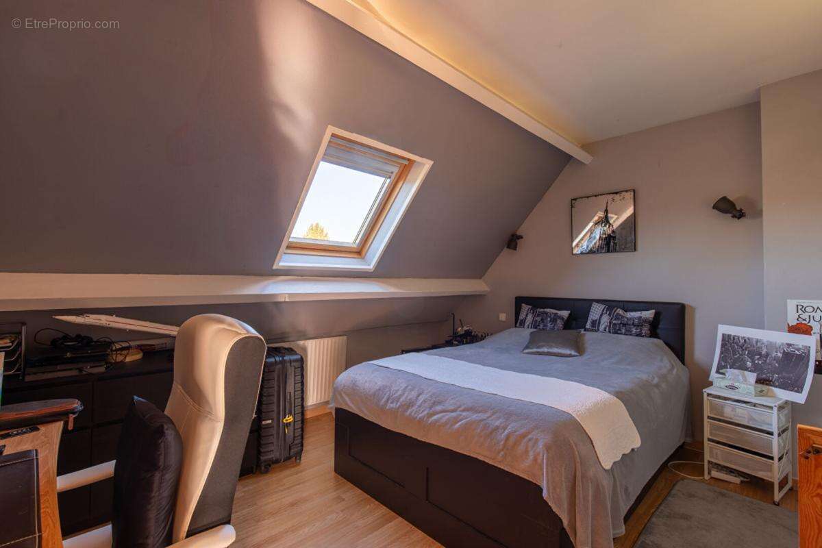 Maison familiale à vendre -  Gaillon Sur Montcient - photo 10