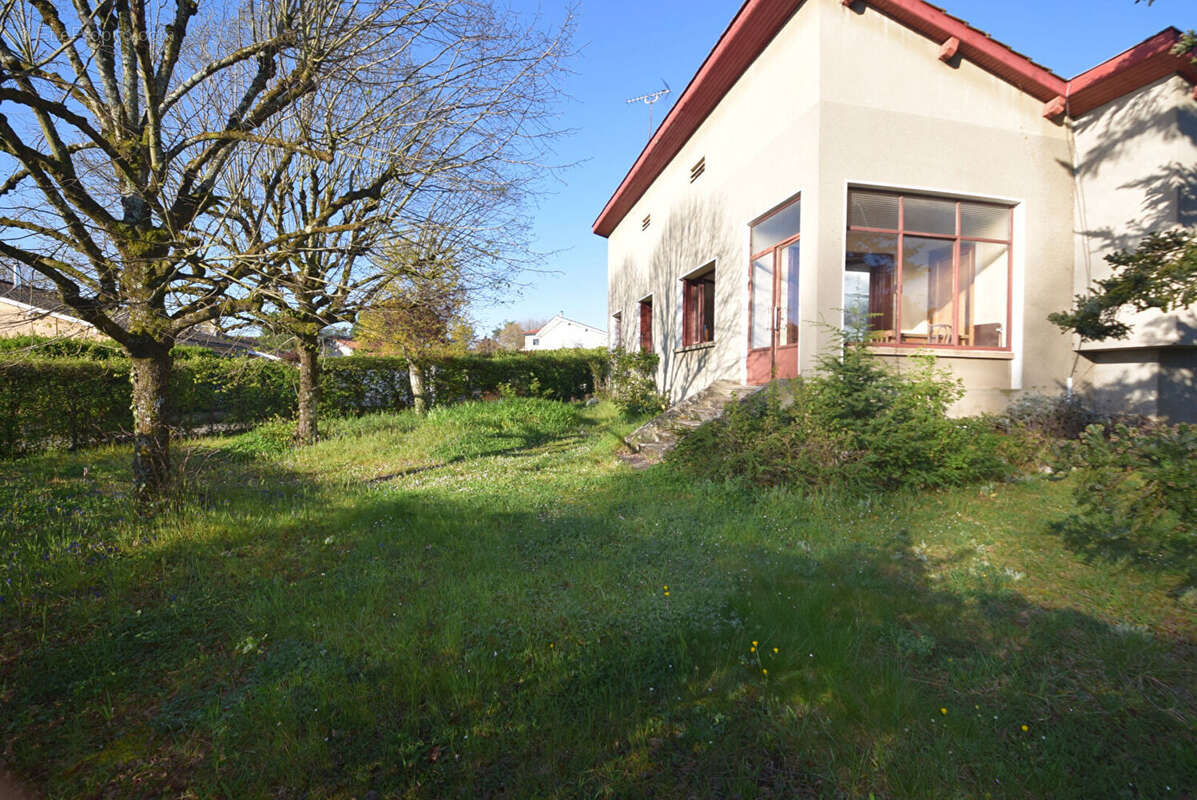 Maison à CHAZAY-D'AZERGUES