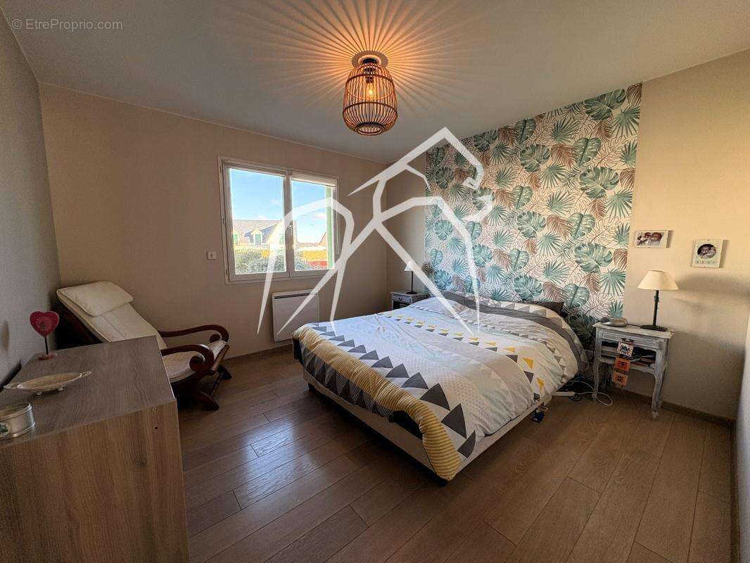 Maison à SAINT-PIERRE-DE-VARENGEVILLE