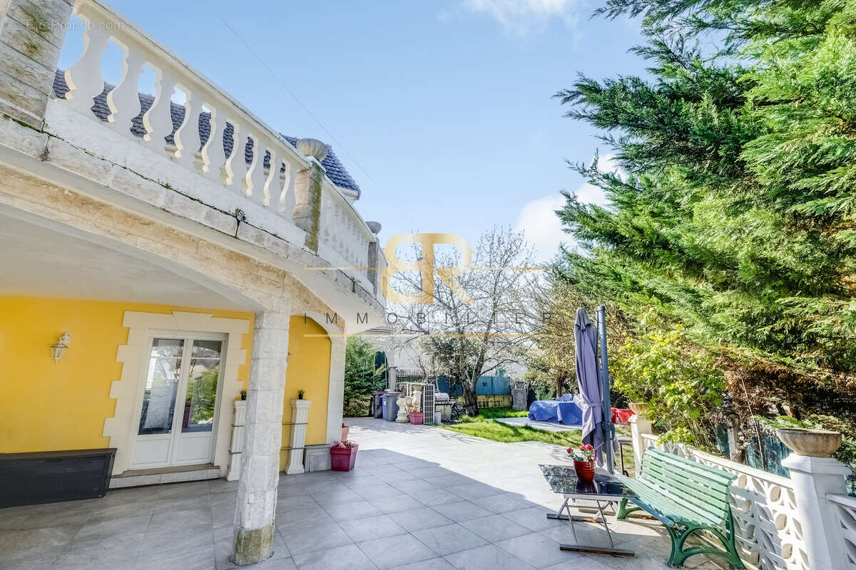 Maison à NOISY-LE-SEC