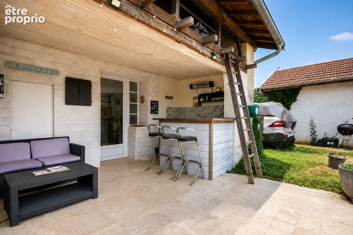 Maison de caractère rénovée avec piscine, type 6 proche de Meximieux - photo 3
