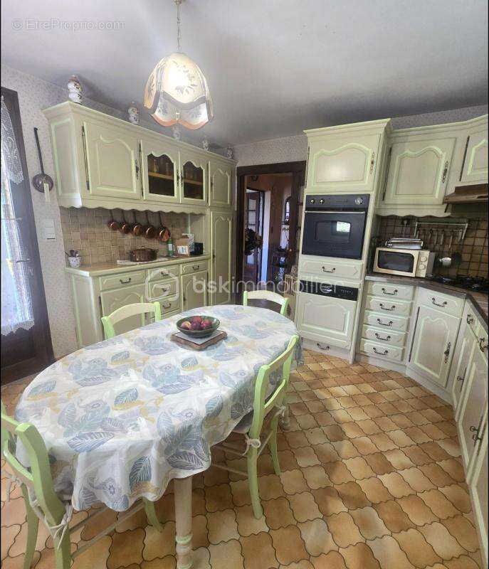 Maison à DONZERE