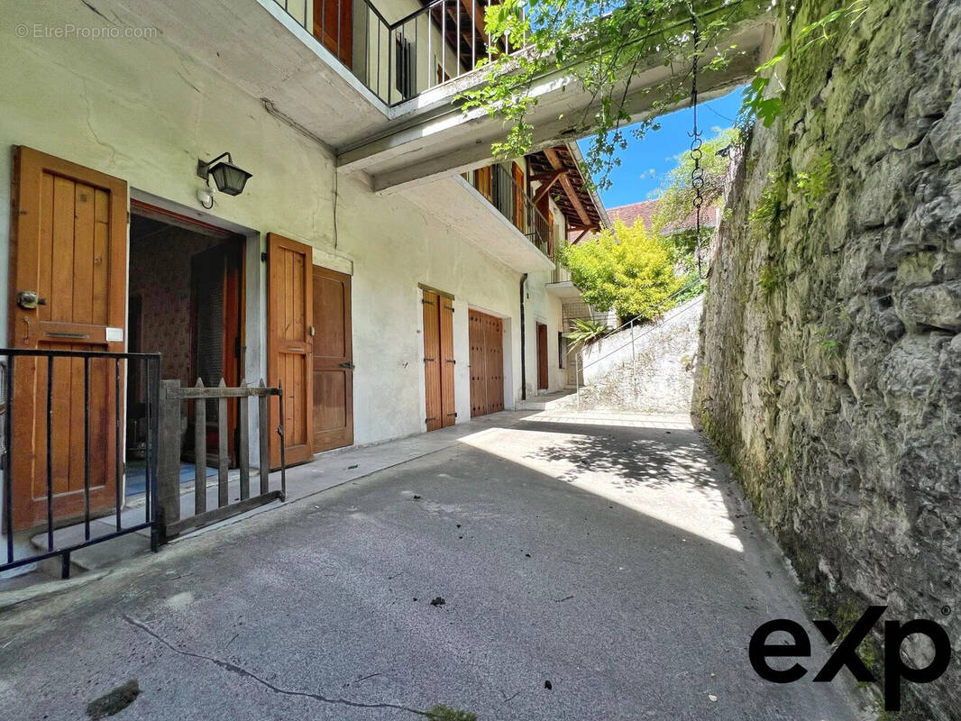 Appartement à LE PONT-DE-BEAUVOISIN