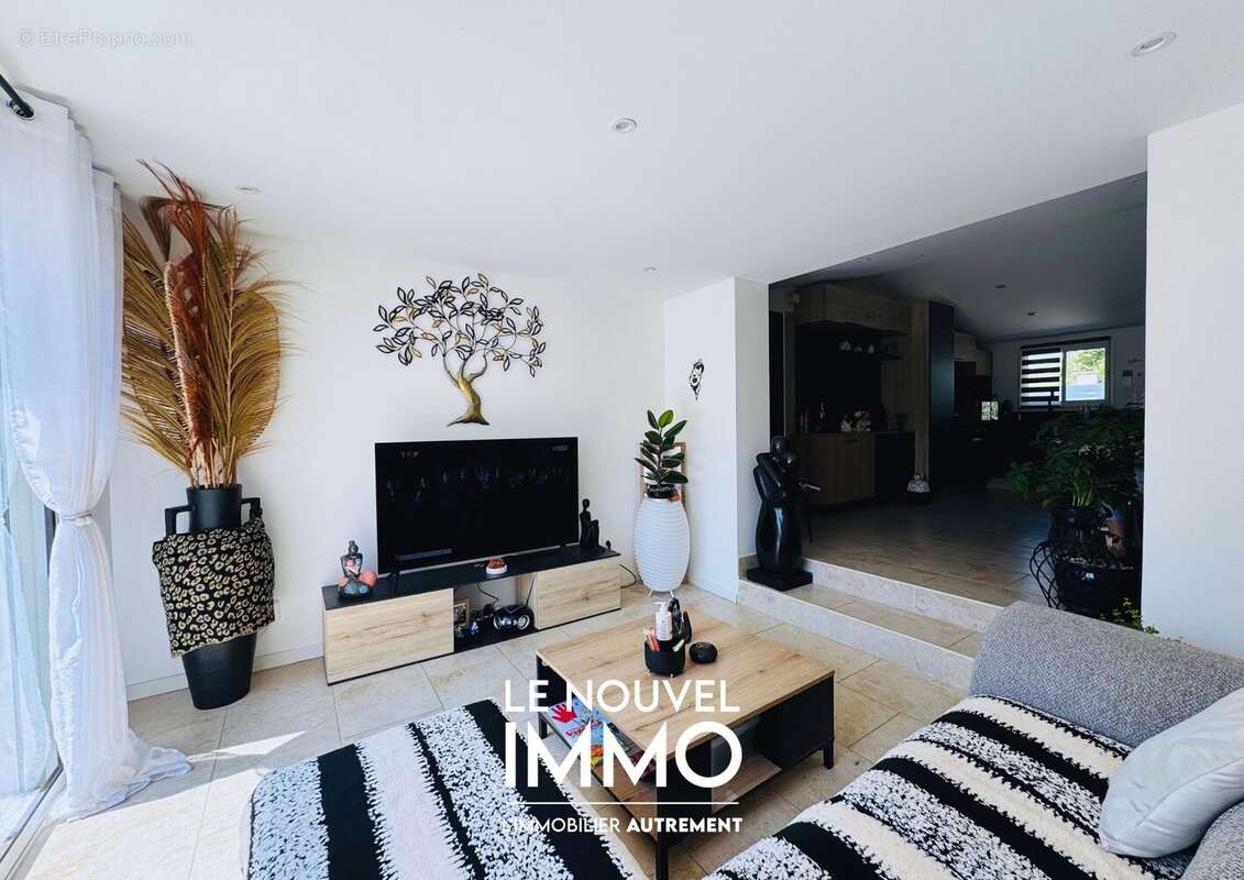 Appartement 62 m² à Berre-L'etang  - photo 4