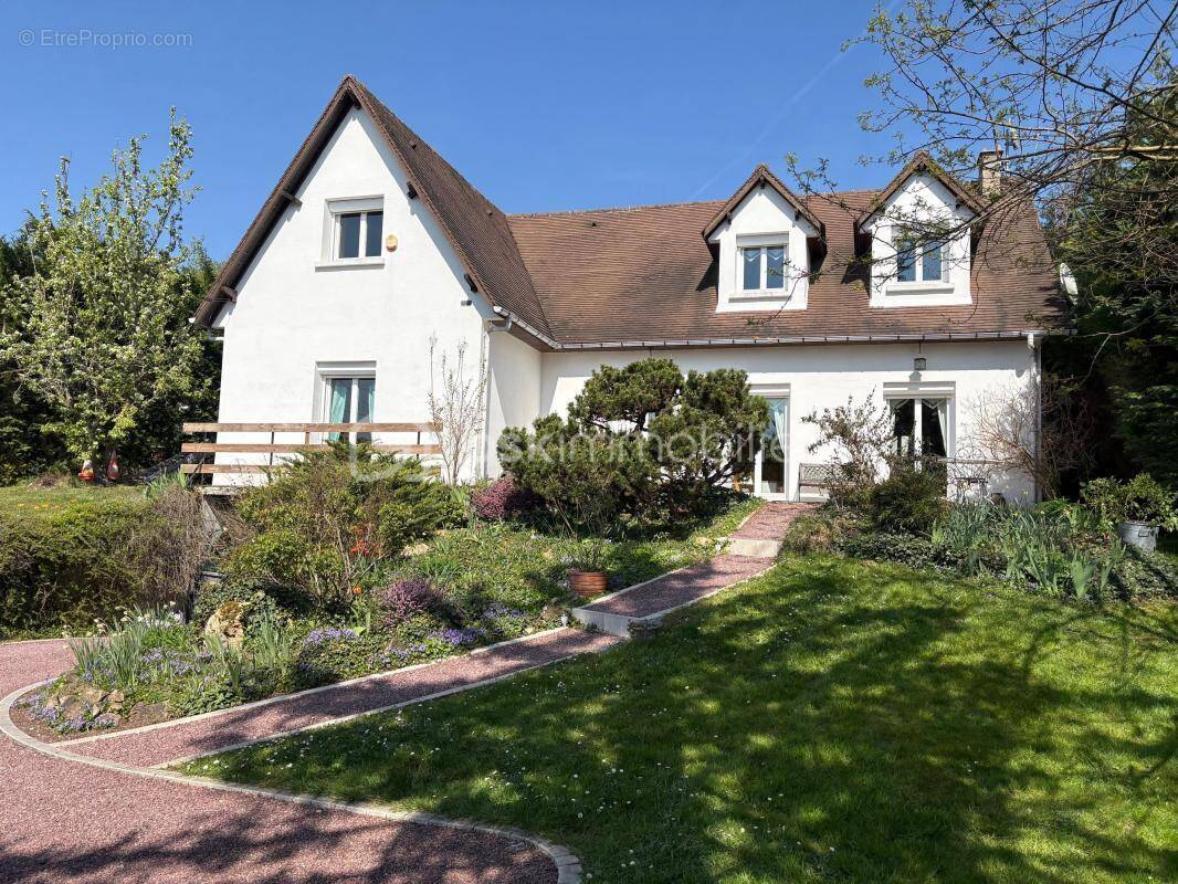 Maison à MARCOUSSIS