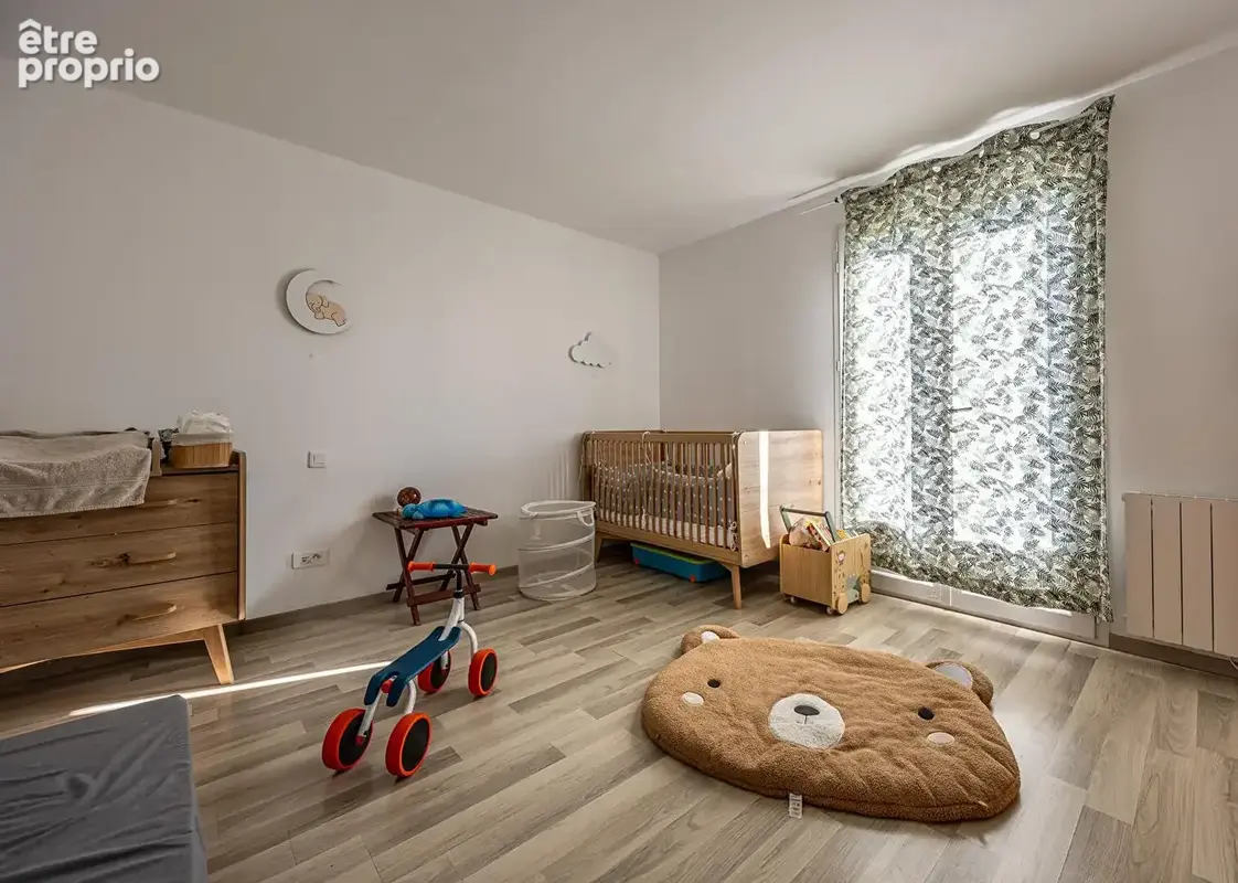 Maison avec nombreuses dépendances et grand jardin - photo 9