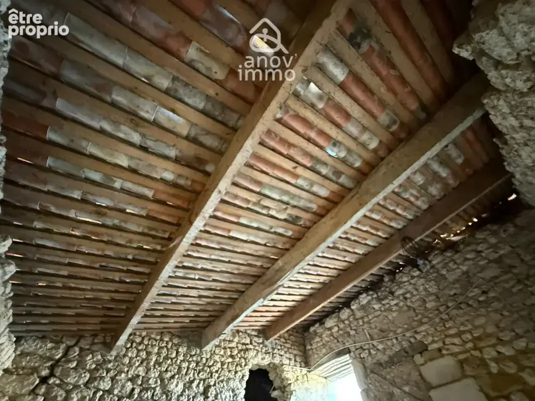 Maison charentaise en pierres à rénover La Couronne (15 min - photo 8