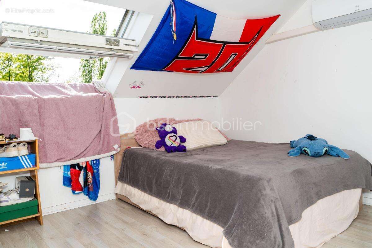 Maison à VILLENEUVE-LES-BORDES