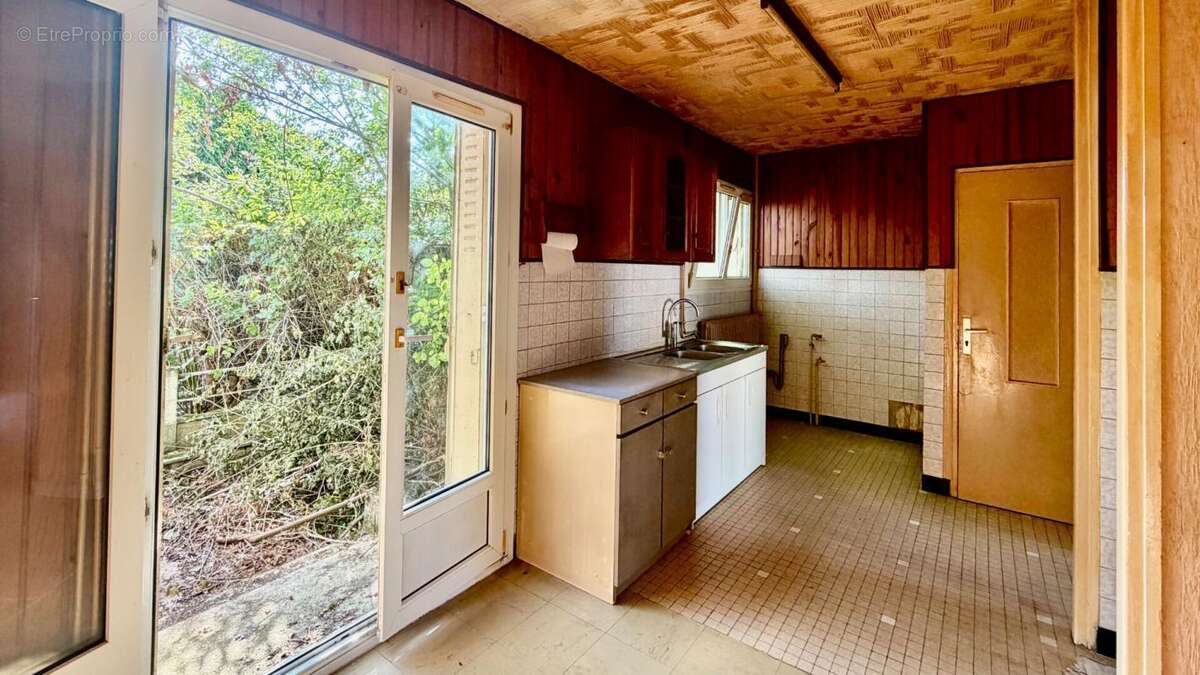 Premier achat ou investissement : maison 63m2, 3 chambres, avec jardin et avec fort potentiel d'évolution - photo 4