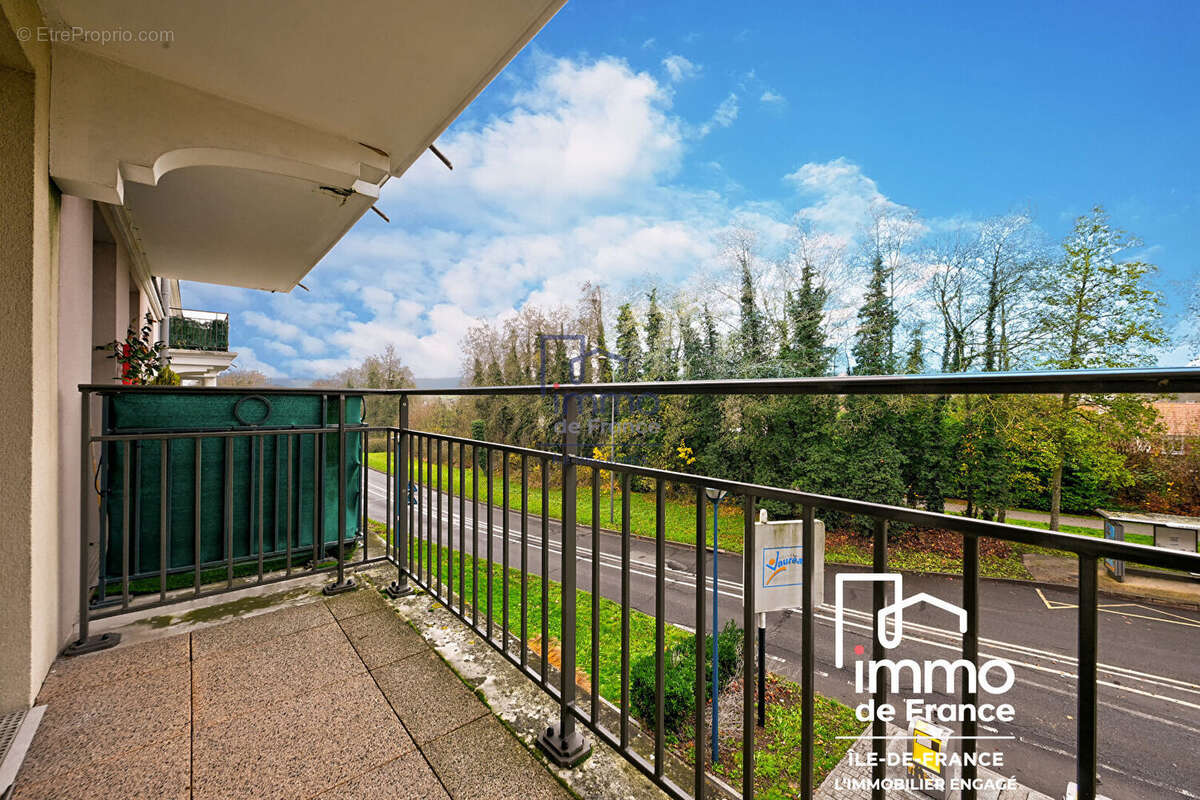 Appartement à VAUREAL