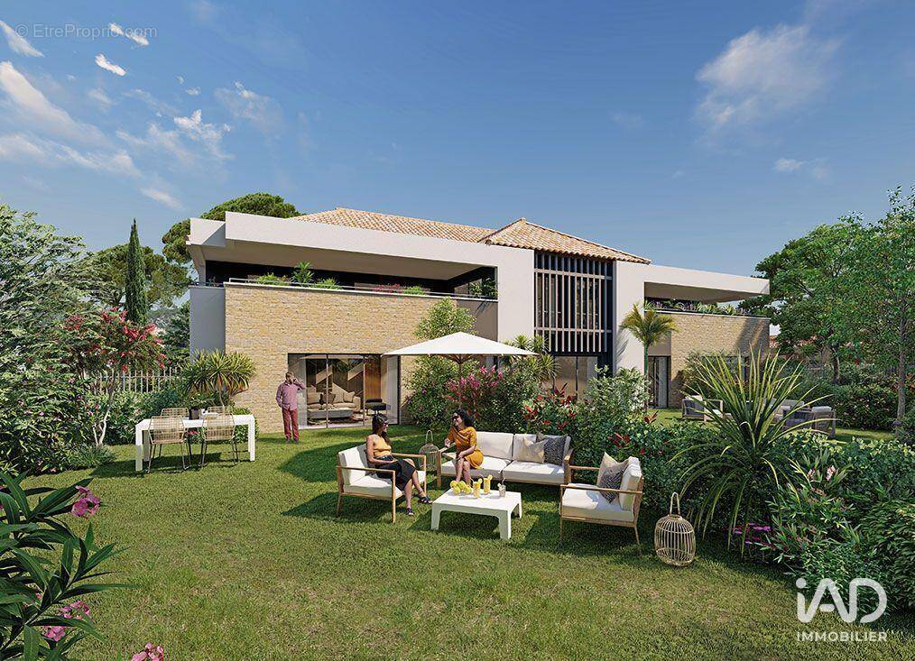 Photo 1 - Appartement à SIX-FOURS-LES-PLAGES