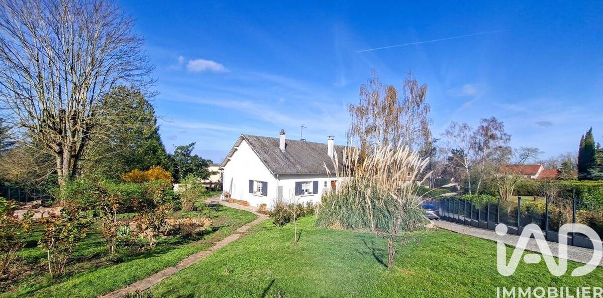 Photo 1 - Maison à MAULE