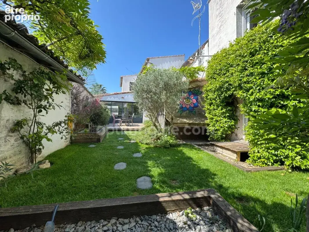 Maison familiale de caractère – Charme rétais et confort contemporain - photo 2