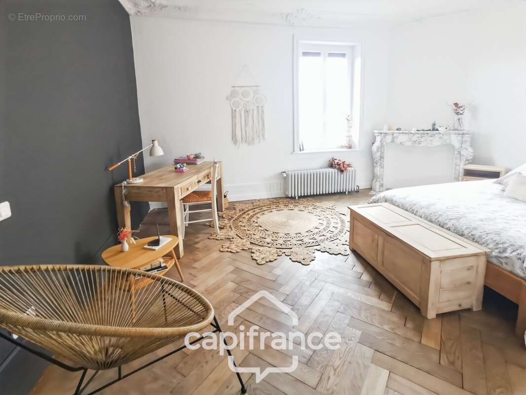 Maison à vendre de 150m² à EPERVANS (71) - photo 14