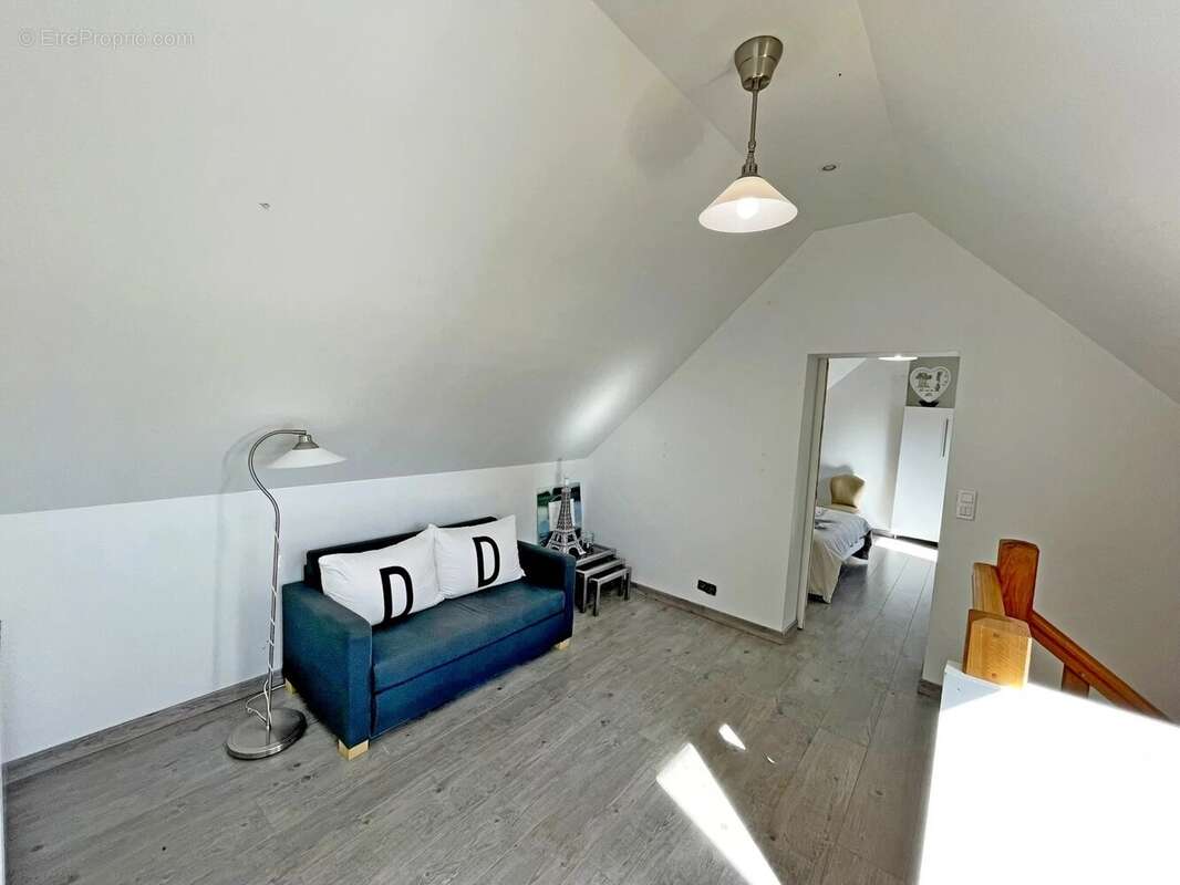 Maison à MONTSAUCHE-LES-SETTONS