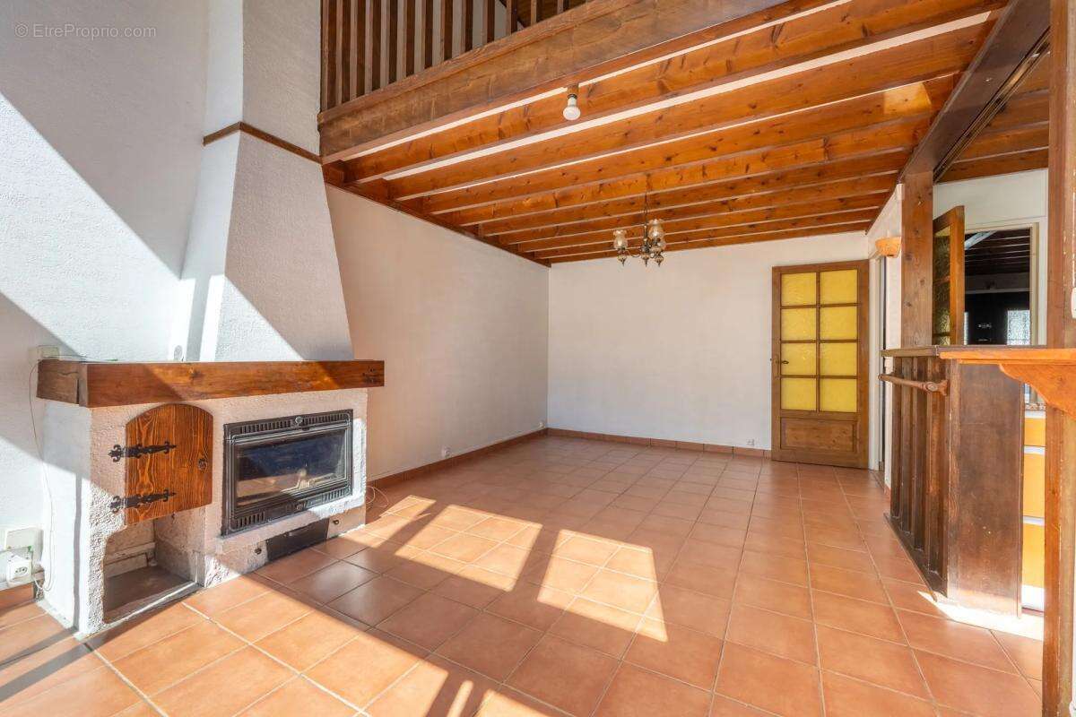 Maison à FOSSES