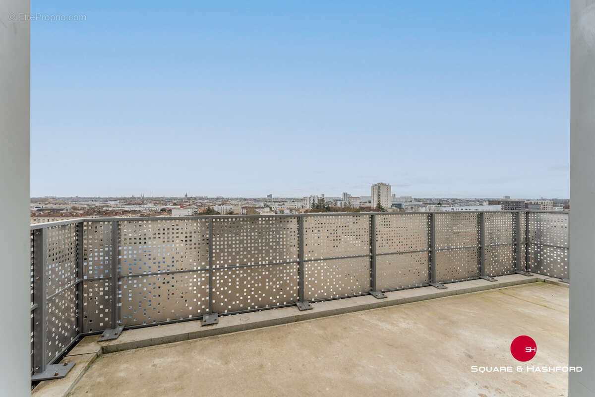 Appartement à BORDEAUX